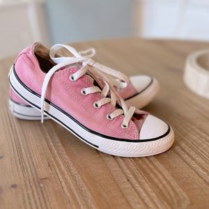 Pink Converse All Star Chuck Taylor size 2